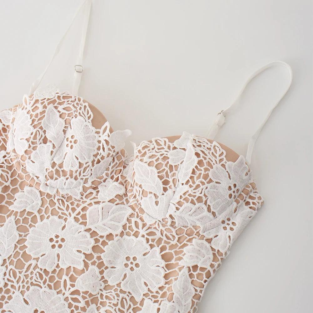 MALLORY LACE UP MAXI DRESS - Image 3